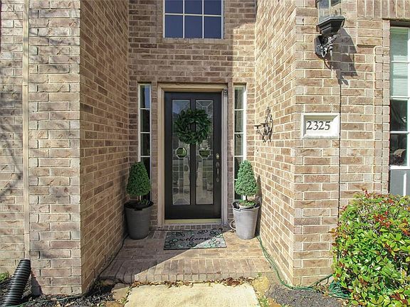 4th image of 2325 Acadiana Ln