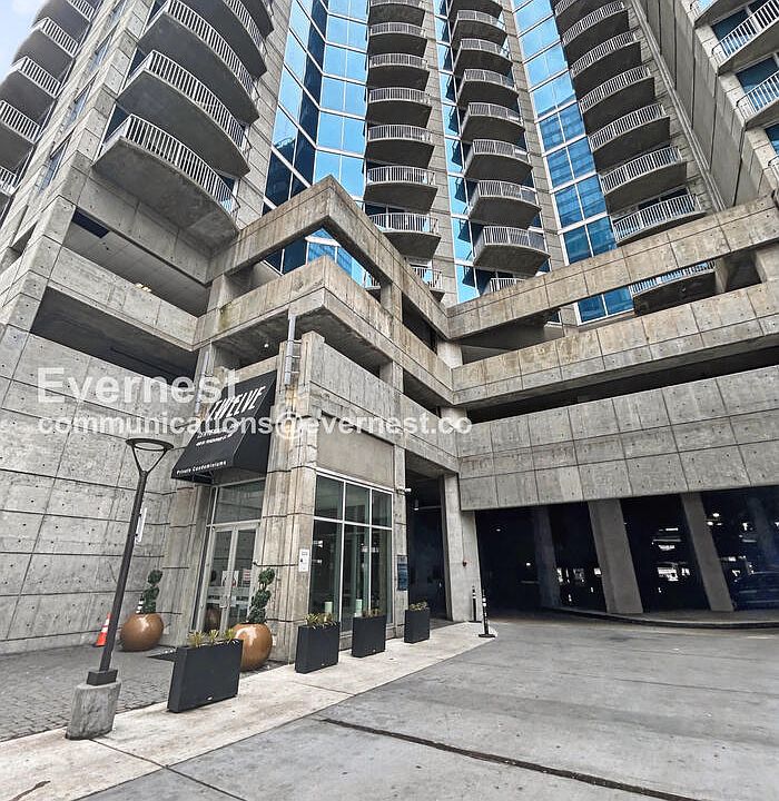 1st image of 400 W Peachtree St NW Unit 1307
