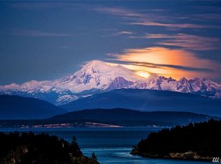 1 Elliot Rd, Lopez Island, WA 98261