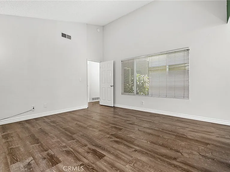 8349 Lurline Ave — Photo 23