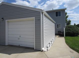 1123 S Bridgeport Pl #24, Sioux Falls, SD 57106
