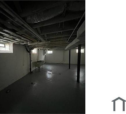 3rd image of 16871 Birwood St
