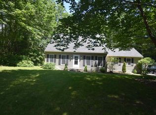 6 Oak View Dr, Fort Edward, NY 12828