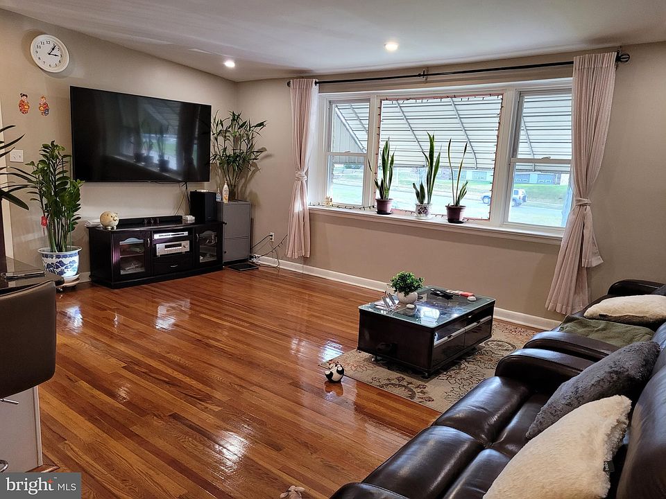 2833 Holme Ave, Philadelphia, PA 19152 Zillow