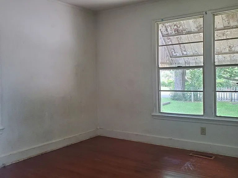 804 Woodrow St — Photo 14