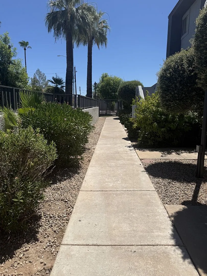 2-Bedroom Tempe Condo - University & Rural — Photo 3