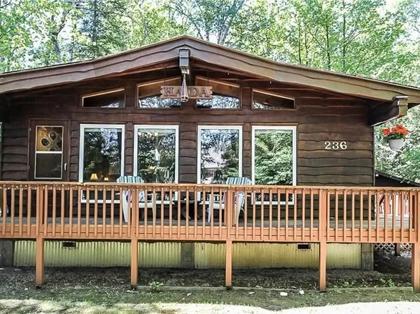236 Zoo Park Rd, Wasaga Beach, ON L9Z 2P2