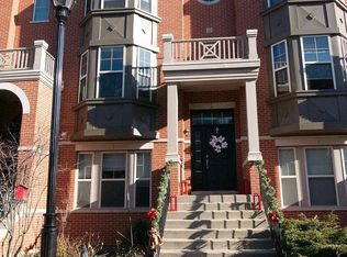 8649 Narragansett Ave, Morton Grove, IL 60053