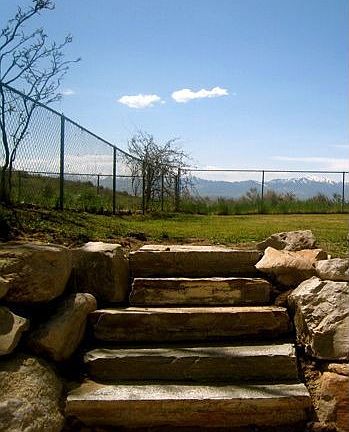 rv parking stairs to backyard