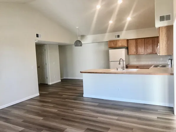 1296 Lake Cir Unit 13H, Windsor, CO 80550