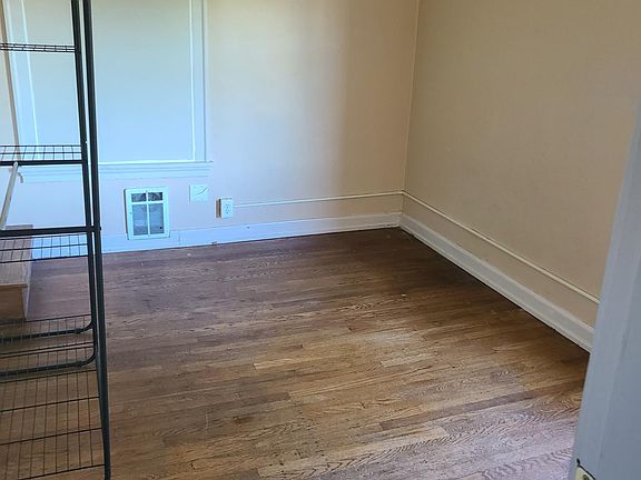 4th image of 4732 22nd Ave NE #3.0