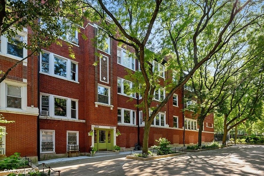 1st image of 1321 W Sunnyside Ave APT 2