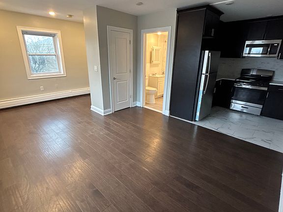 2nd image of 2500 John Fitzgerald Kennedy Blvd #504