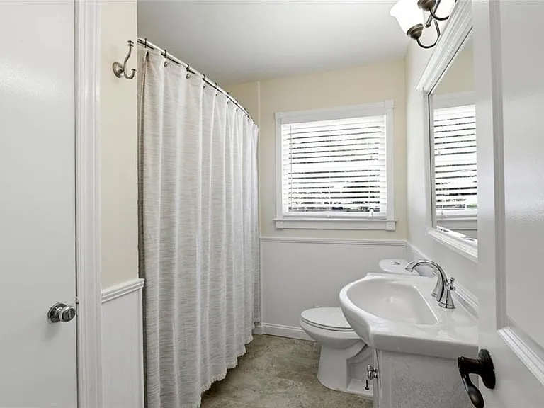 353 Westside Dr — Photo 10
