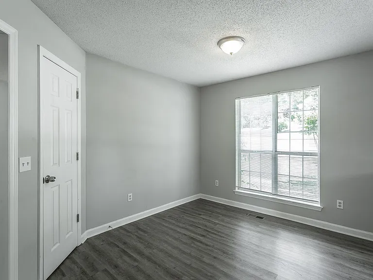 6130 Blue Ash Dr — Photo 10