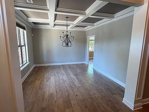 4th image of 17 Breckenridge Dr