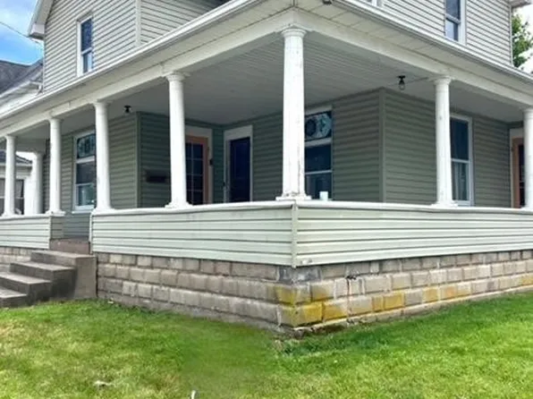 265 S Howard St, Sabina, OH 45169