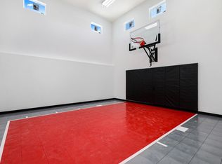 1835 Laramee Ln, Centerville, MN 55038