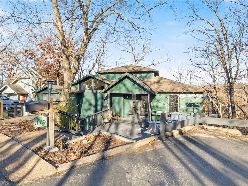 Welcome to 379 Staniel Cay!