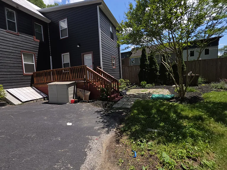 7516 Main St — Photo 44