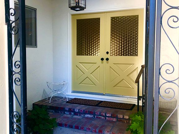 2nd image of 836 4th St E