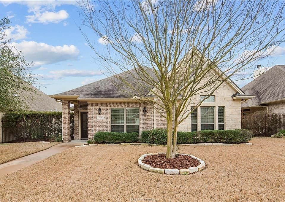 1st image of 208 Karten Ln