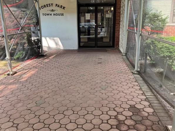 83-60 118th Street #3E, Kew Gardens, NY 11415