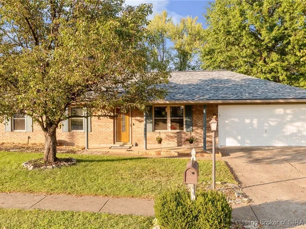 3104 Clearstream Way, Jeffersonville, IN 47130