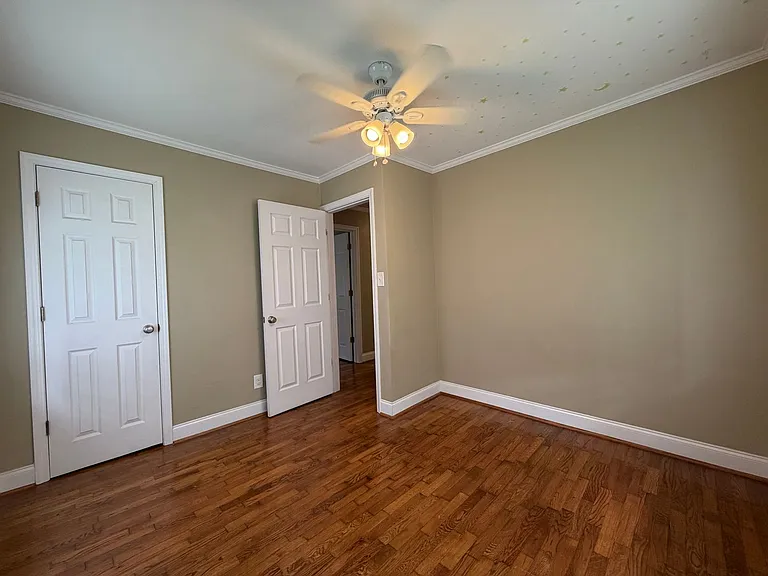 113 Hawthorne St SE — Photo 13