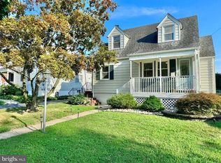 171 Lowell Ave, Hamilton, NJ 08619