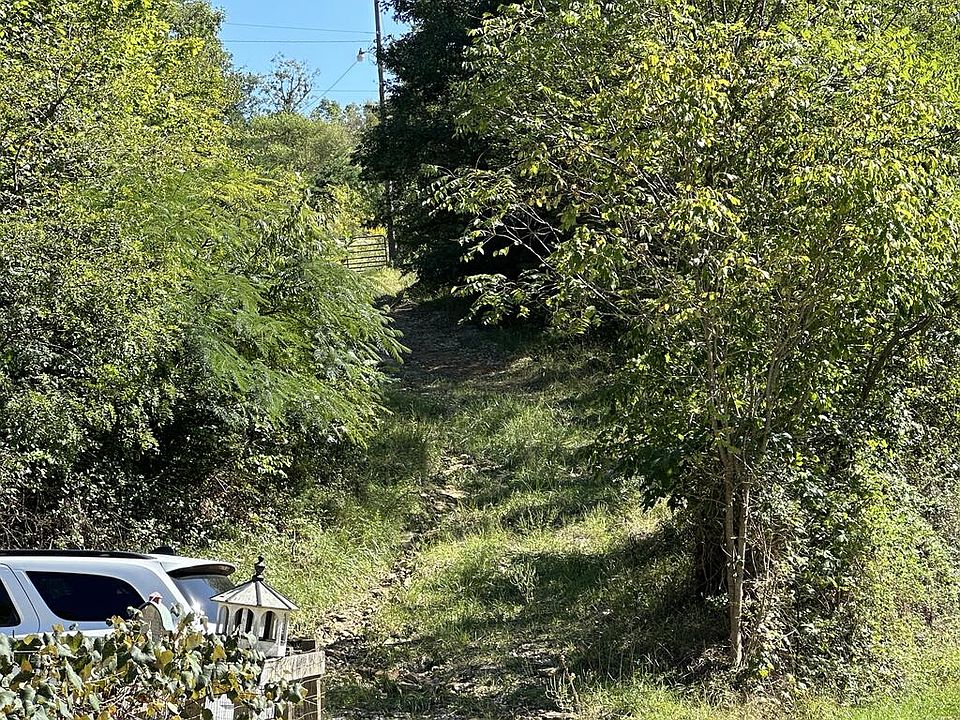 2nd image of 35 & 123 Jordan Days Rd