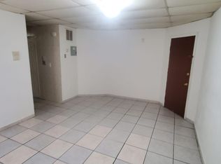 655 S 18th St #1L, Newark, NJ 07103