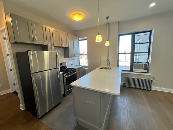1552 President Street D image 1 of 10