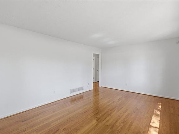 3rd image of (Undisclosed Address)