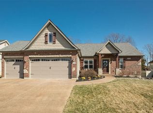 406 Cottage Grove Dr, Wentzville, MO 63385