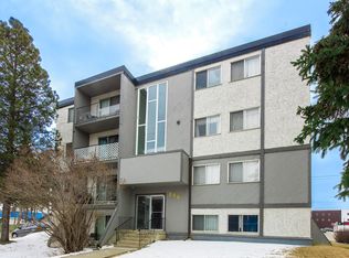 200 Church Rd, Spruce Grove, AB T7X2K9