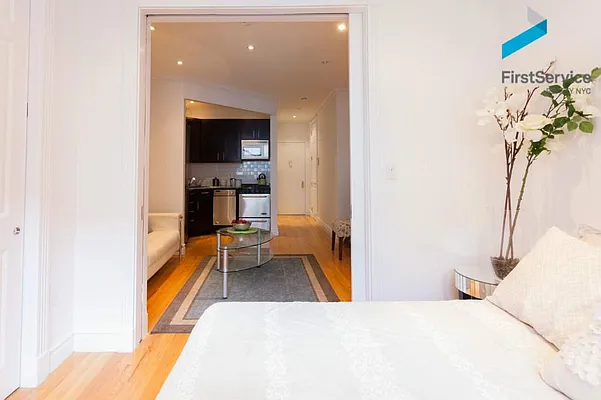 Rented by FirstService Realty (legacy) | media 15