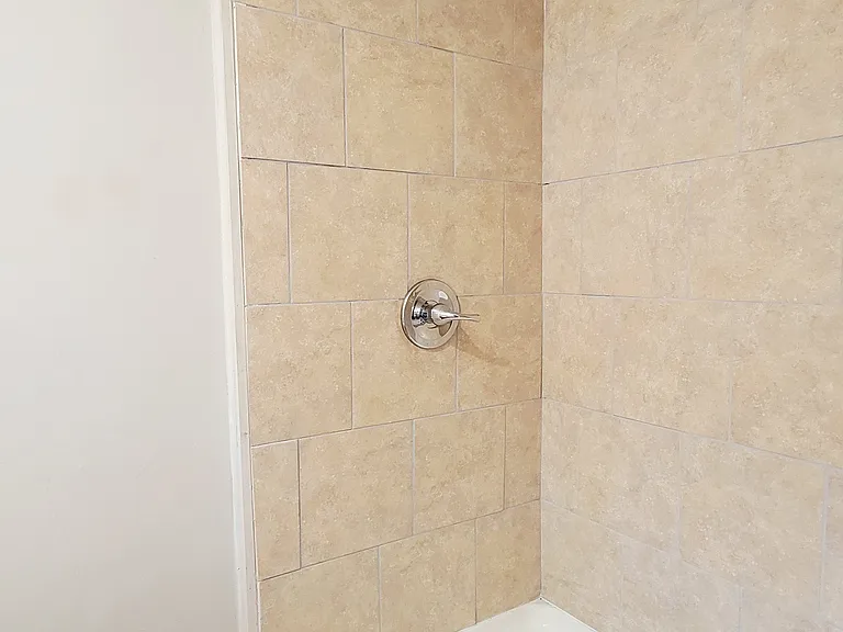 417 Pine St — Photo 15