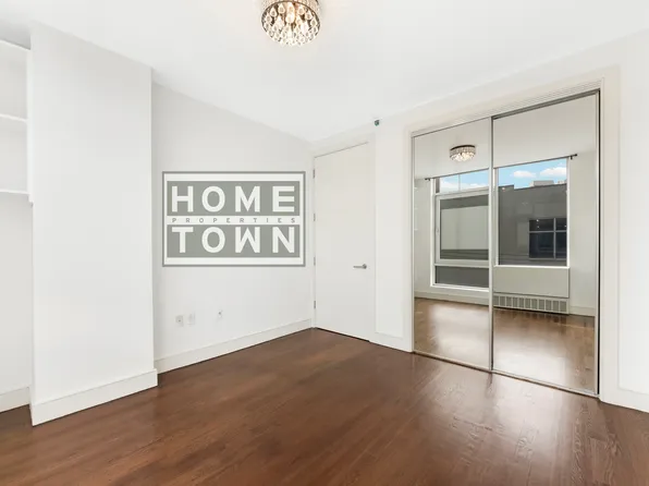 110 Neptune Avenue image 9 of 24