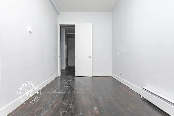 Rented by MySpaceNYC | media 14