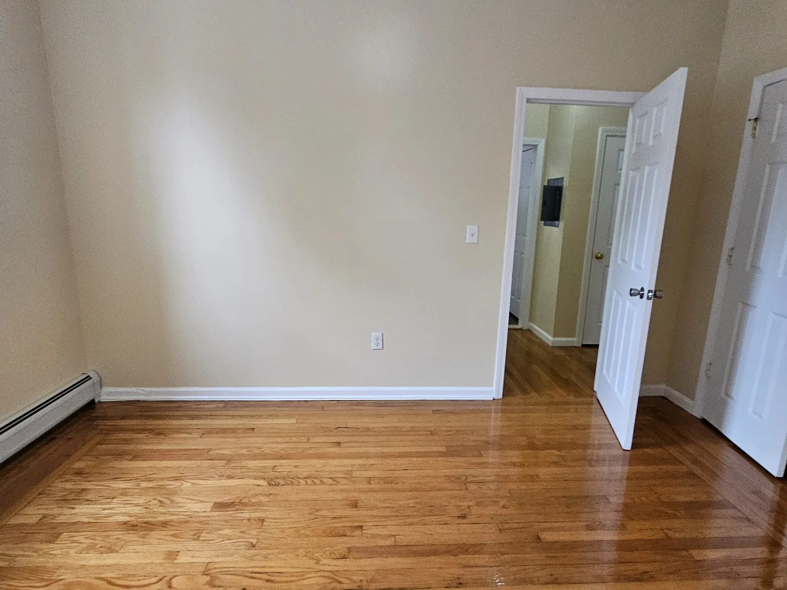 1 bed, $1,350 — Photo 1