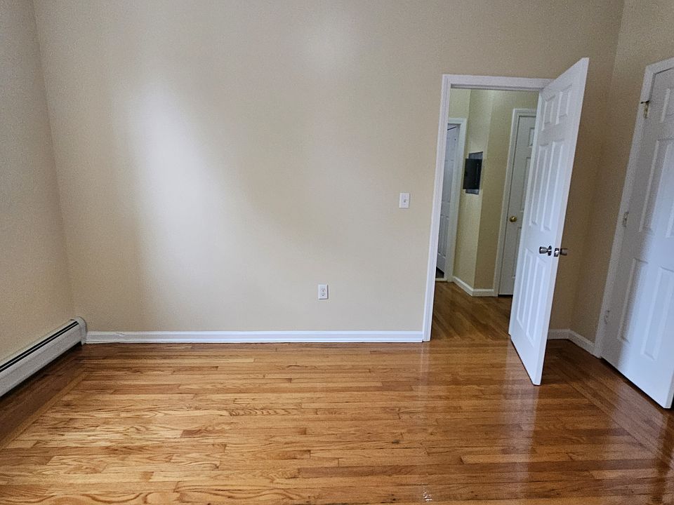 1st image of 57 Hotchkiss St #1EE