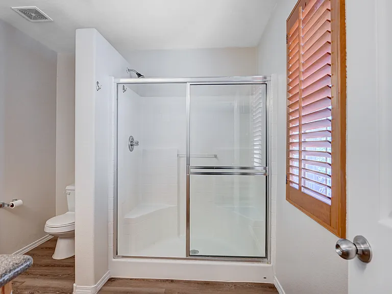 9909 Wingate Creek Ct — Photo 5