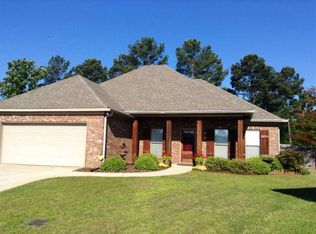 512 Oakleigh Pl, Brandon, MS 39047