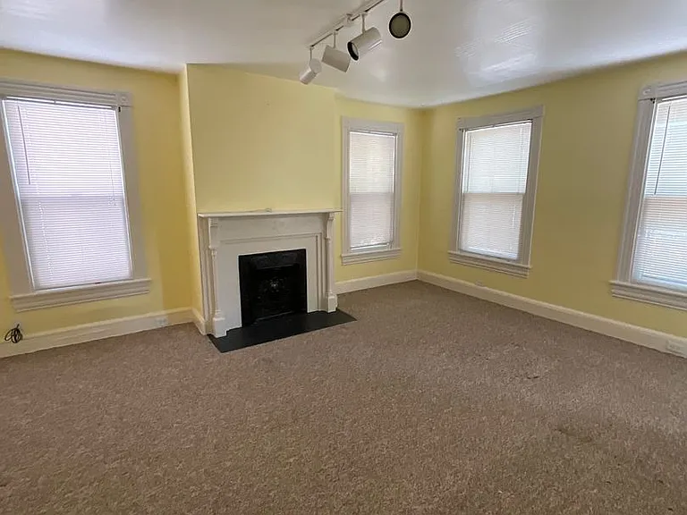 436 Court St #4 — Photo 5