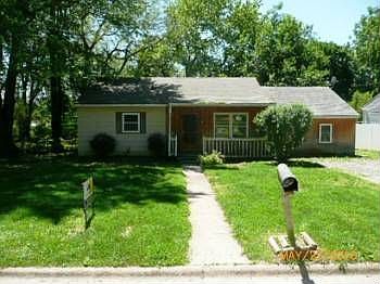 1st image of 714 N 81st Ter