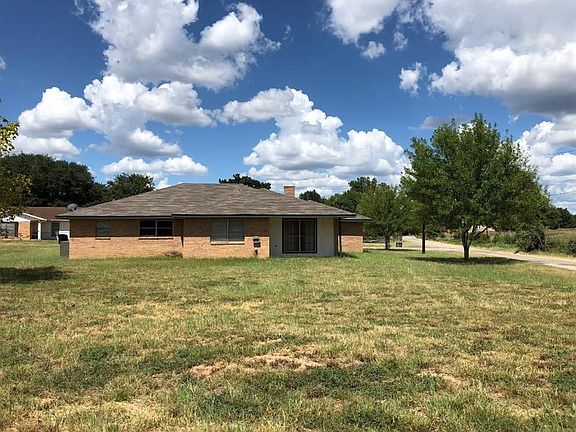 3rd image of 311 Moran Cir
