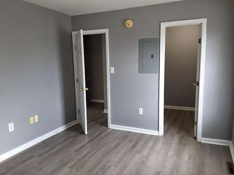 1115 Crown Pointe Dr — Photo 15