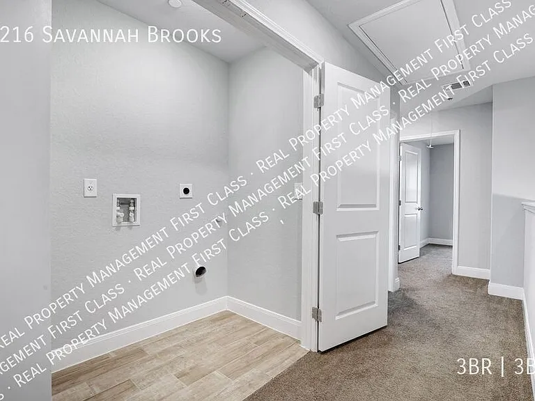 7216 Savannah Brks — Photo 24