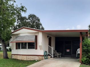 39 Lake Griffin Dr, Fruitland Park, FL 34731
